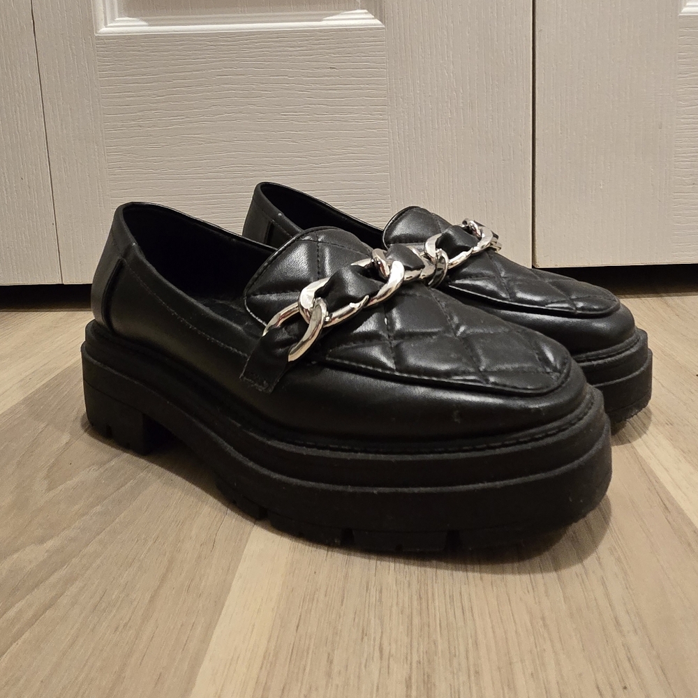 Vegan leather shoes by Call it Springs